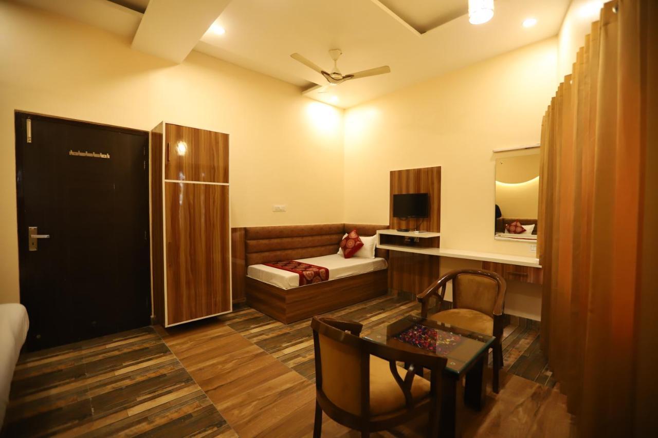 The Park View Hotel Amritsar Exterior foto